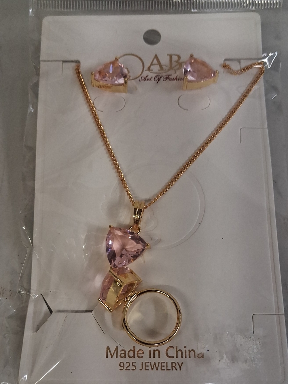 NWT Rose Gold Pink Crystal Heart Necklace, Ring & Earring Set